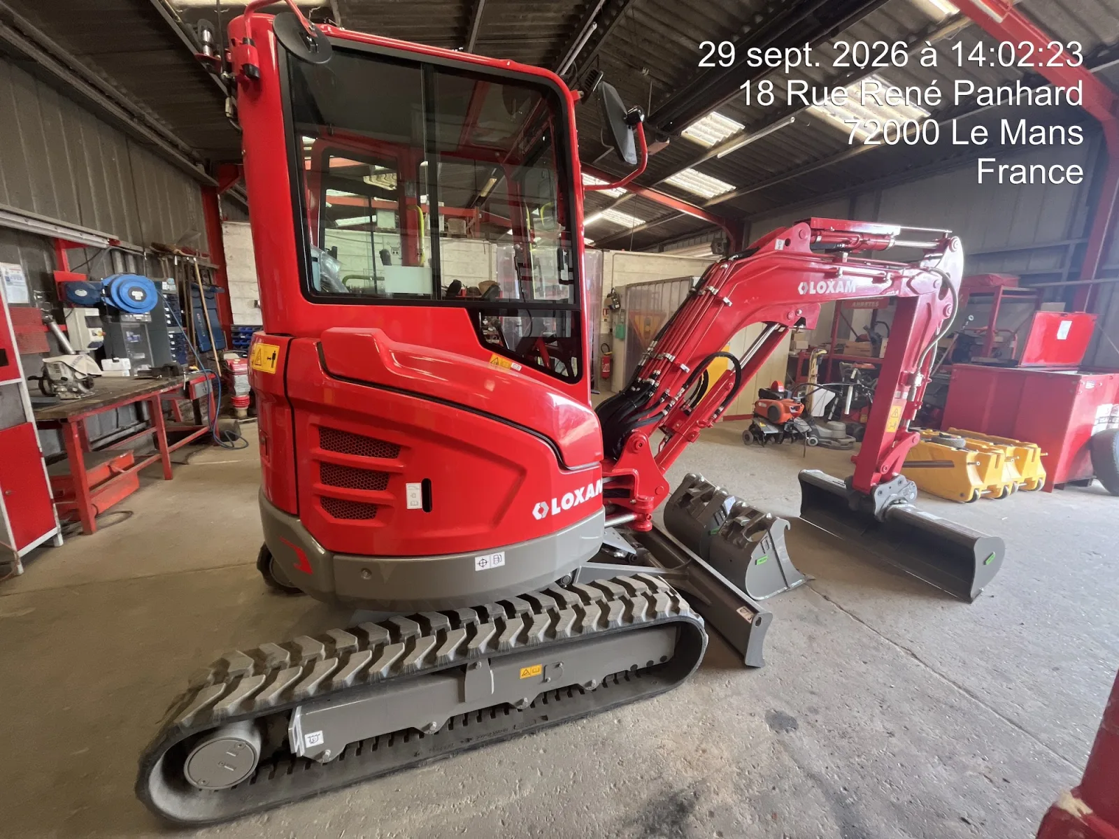 🚜 MISE EN ROUTE D’UNE SANY SY26C ! — LIVRAISON SANY SY26C — à Le Mans, Sarthe — photo 3