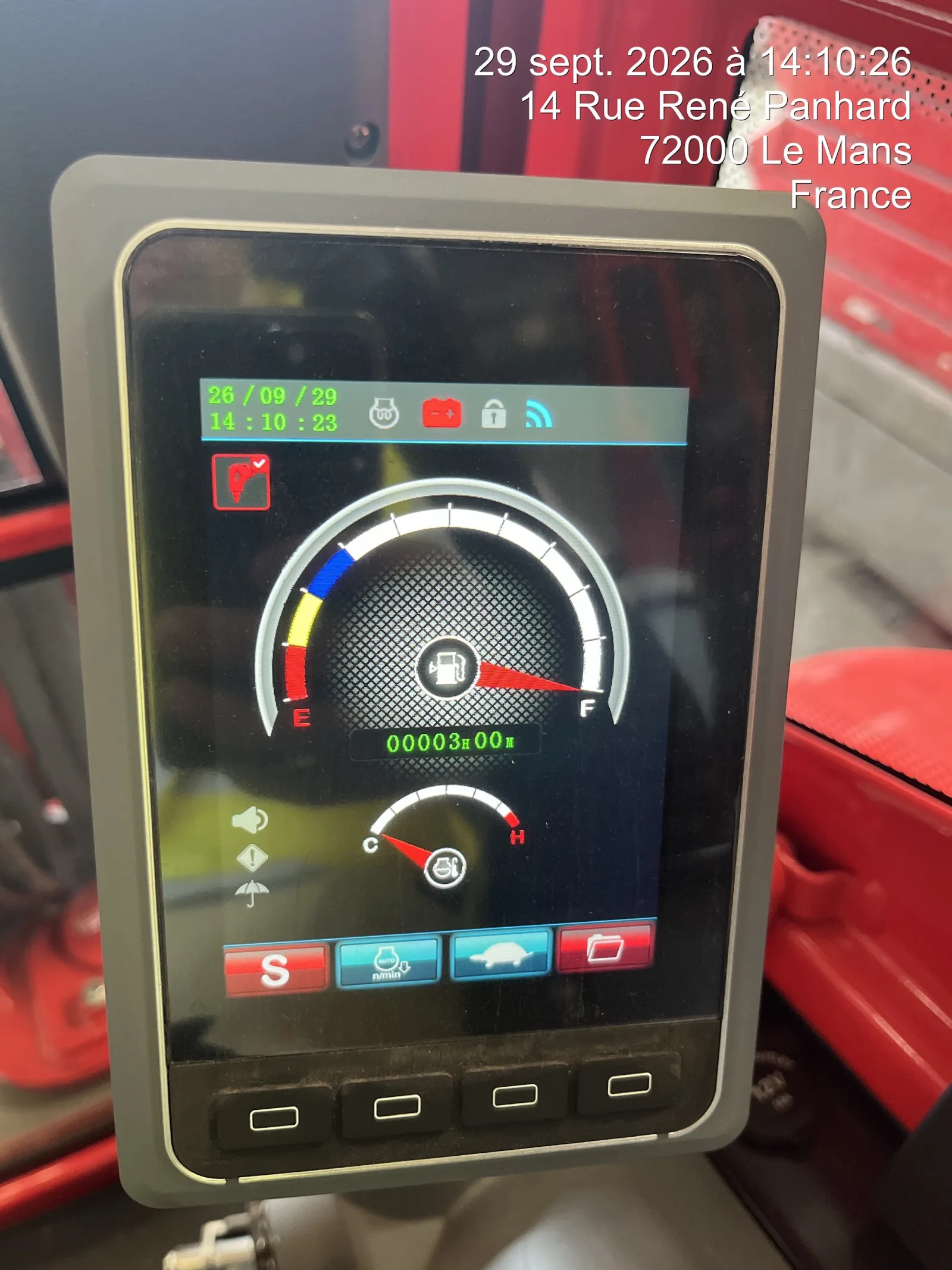 🚜 MISE EN ROUTE D’UNE SANY SY26C ! — LIVRAISON SANY SY26C — à Le Mans, Sarthe — photo 6