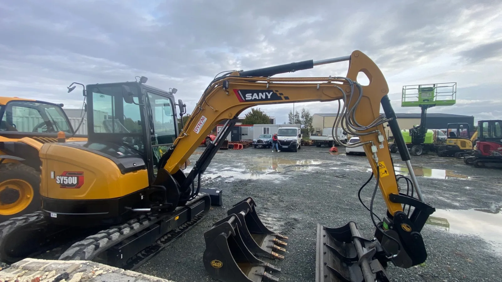 🚜 NOUVELLE LIVRAISON SANY EN CHARENTE-MARITIME (17) ! 💪 — LIVRAISON SANY SY50U PRO — à SAINTES, Charente-Maritime — photo 2