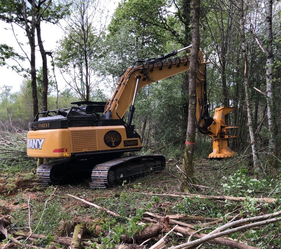 Tête Gilbert montée sur pelle SANY